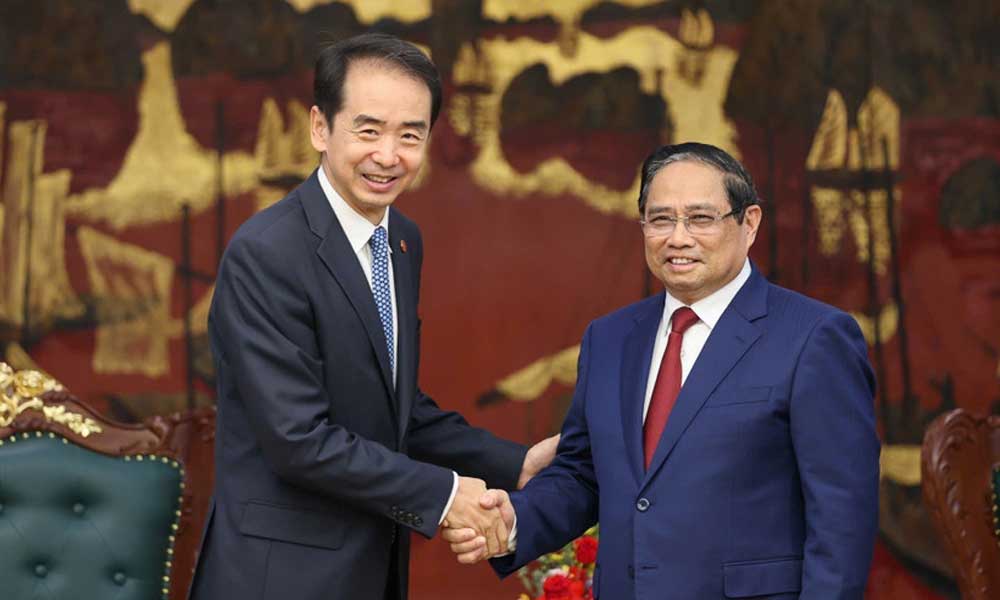 Prime Minister Pham Minh Chinh receives Chinese Ambassador He Wei