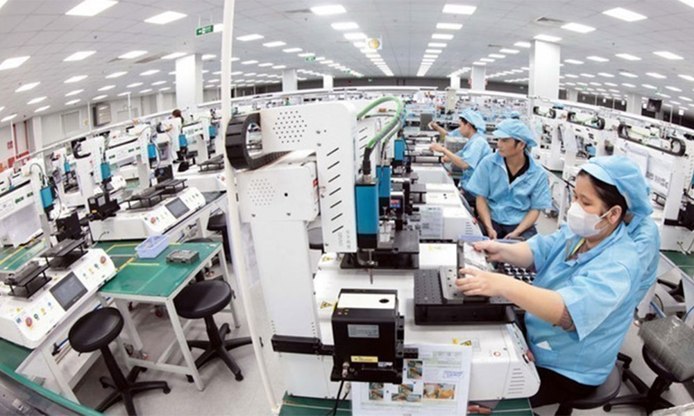 Total social investment up nearly 11% in Q1