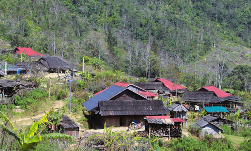 Huoi Man – A “sky-high” hamlet where wood and stone architecture reigns