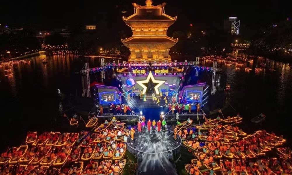 Hoa Lu Ancient Town preads the cultural values of the former imperial capital