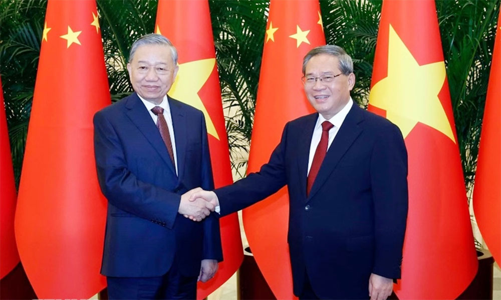 Top Vietnamese leader meets with Chinese Premier in Beijing