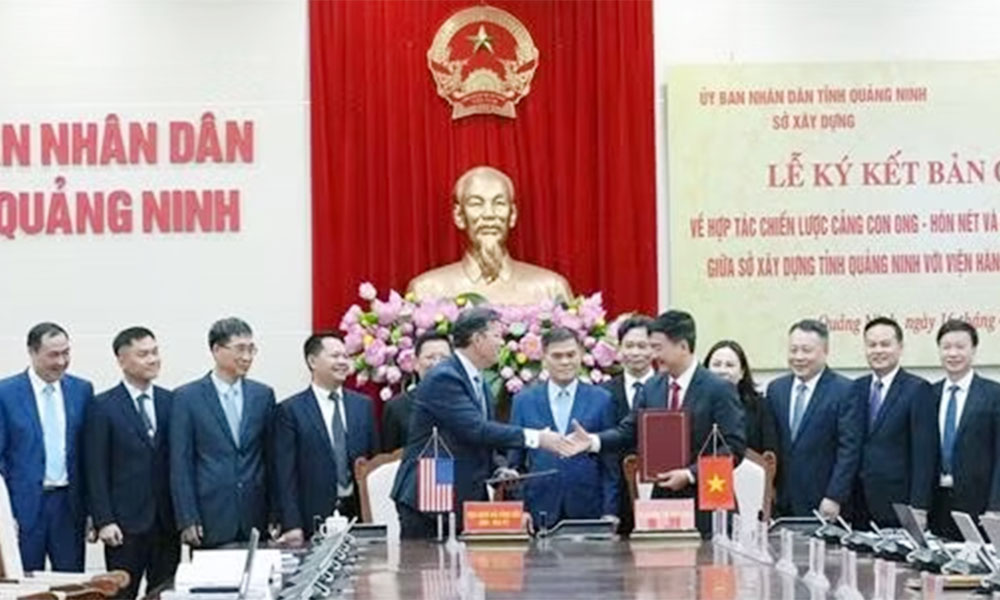Quang Ninh, US partner seal pact to advance smart, green port development