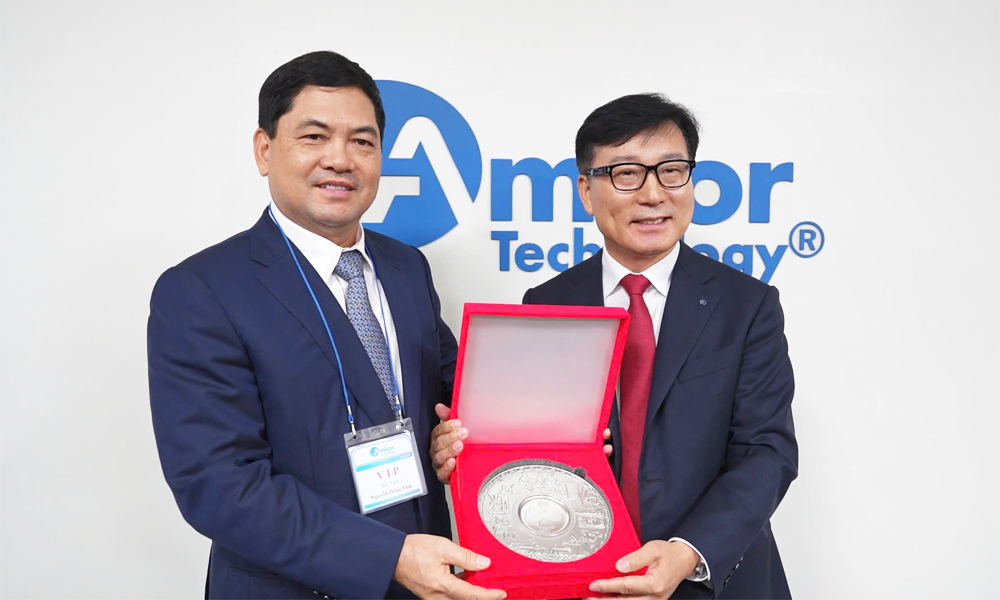 Bac Ninh steps up semiconductor cooperation with Amkor Technology in Incheon