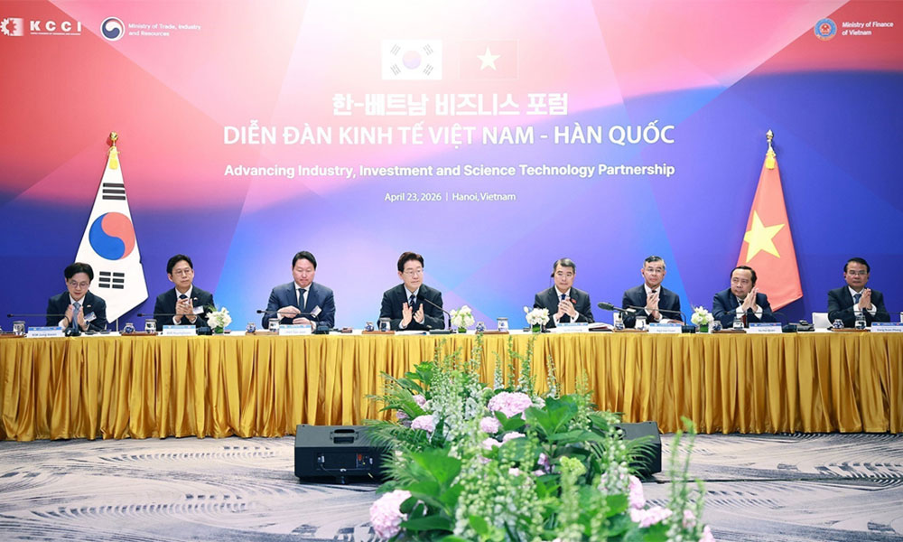 Vietnamese, Korean leaders attend economic, trade and investment cooperation roundtable