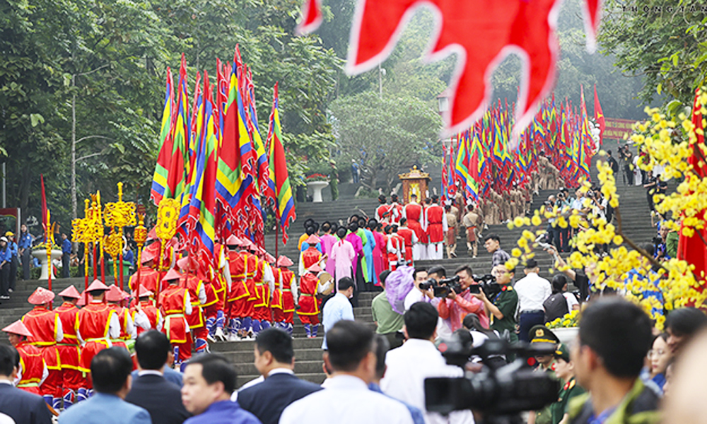 Phu Tho serves nearly 6.5 million visitors during Hung Kings Commemoration Day 2026
