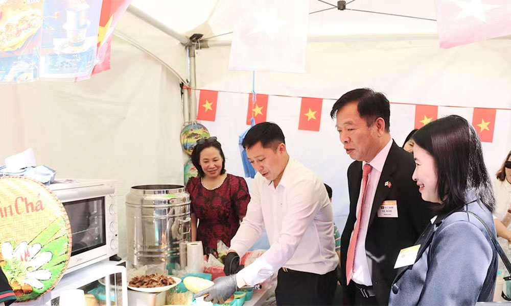 Vietnam showcases culture, cuisine at Seoul Friendship Festival 2026