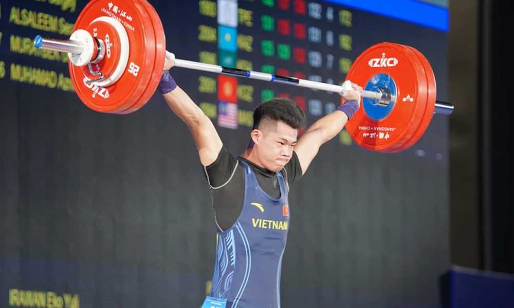 Weightlifters hunt Asian medals in India