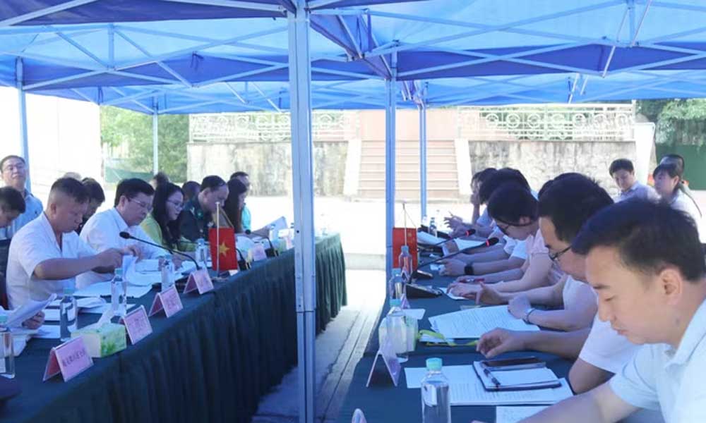 Vietnam, China seek to build modern, smart border gates