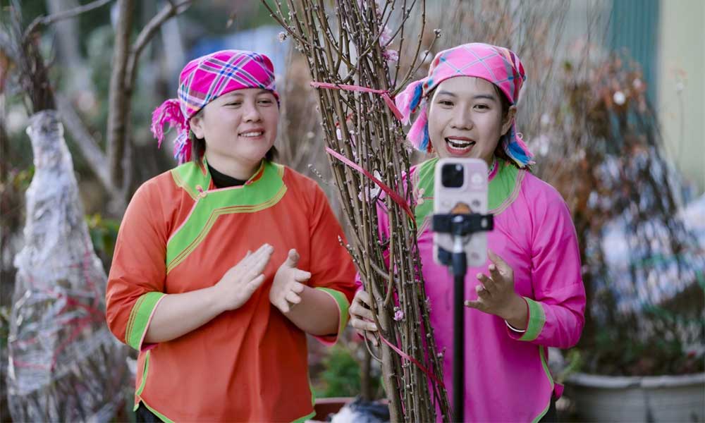 TikTok aims to promote 'e-commerce commune' model in Vietnam