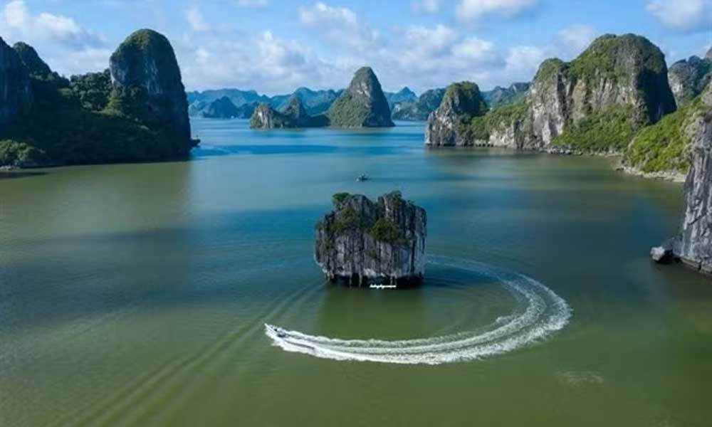 7 Wonders Day to spotlight UNESCO heritage jewel Ha Long Bay
