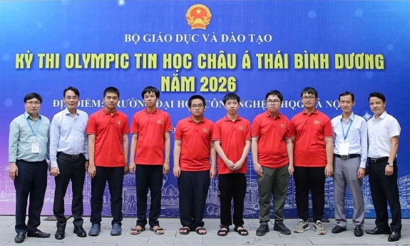 Học sinh Việt Nam vào top 2 Olympic Tin học châu Á