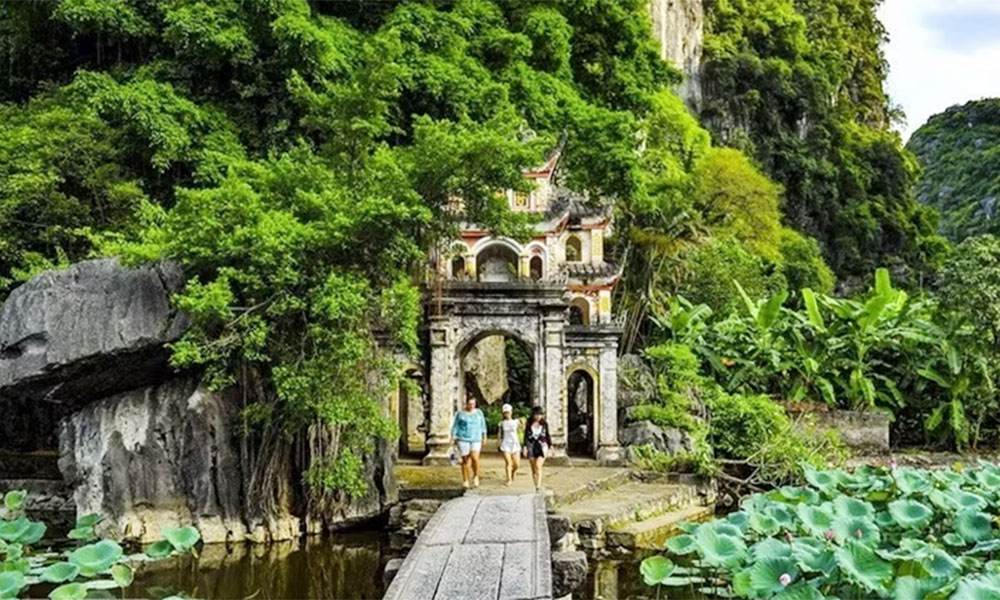 Vietnam in international MVs: From visual appeal to tourism potential