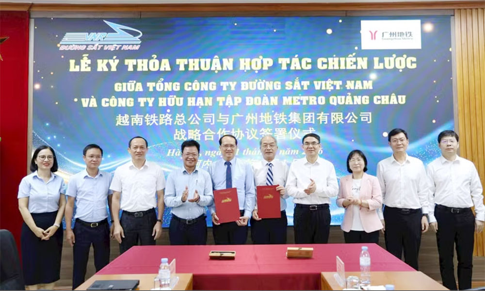 Vietnam Railways, Guangzhou Metro Group sign strategic cooperation deal