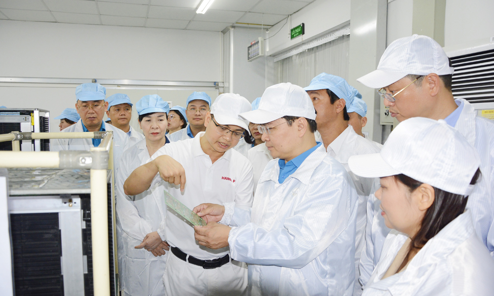 Vietnam labour chief praises Hanel PT's innovation and worker welfare