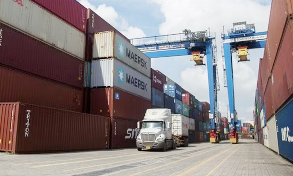 Business confidence in Vietnam rebounds strongly
