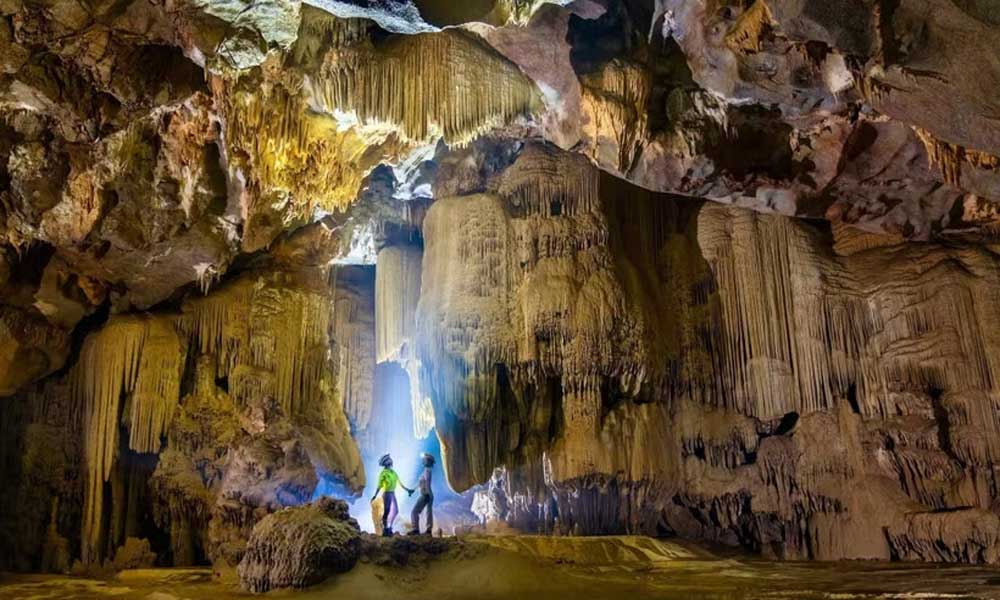 New cave with rare stalactites, cave pearls discovered in Phong Nha – Ke Bang