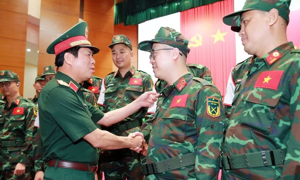 Vietnamese military brings international search-and-rescue experience to Venezuela