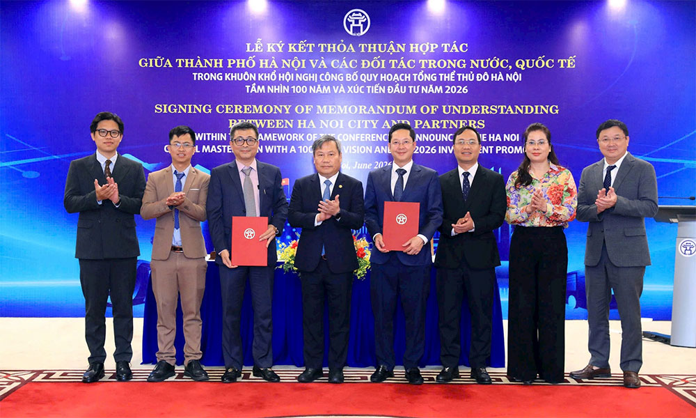Hanoi unveils 276 investment projects under 100-year development vision