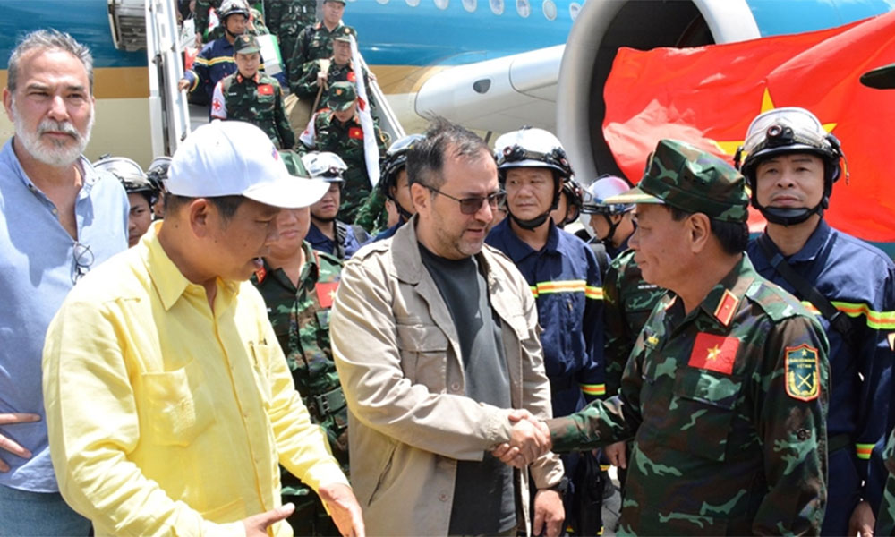 Venezuela’s Acting President thanks Vietnam for 124-strong quake rescue team
