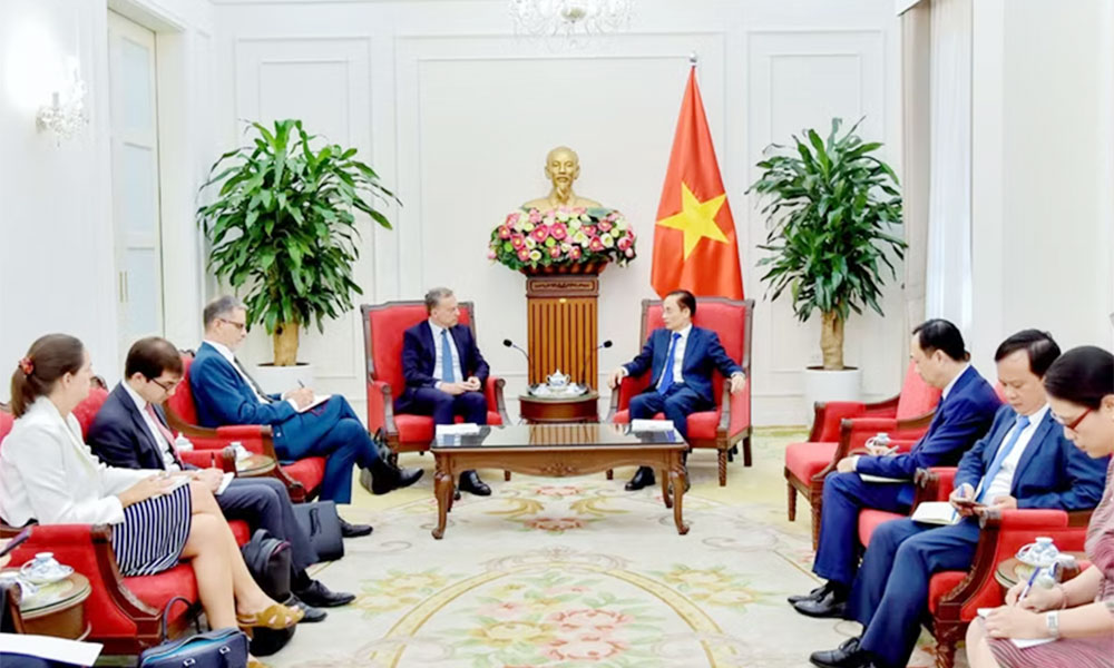 Vietnam, France push forward Comprehensive Strategic Partnership