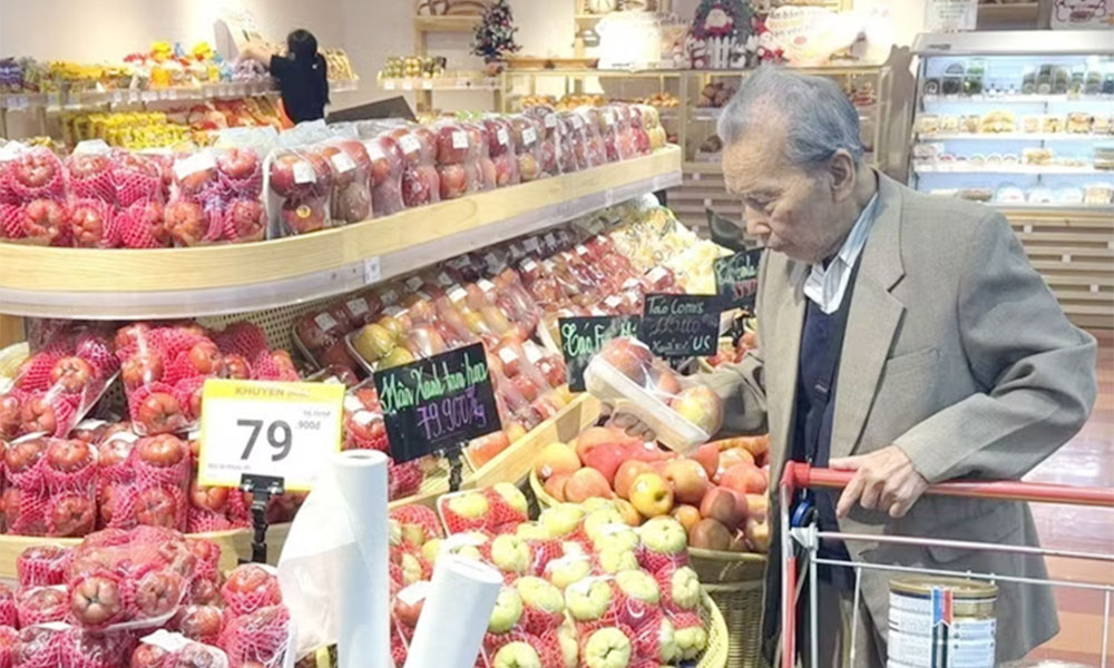 Supermarkets expand promotion of OCOP, Vietnamese products