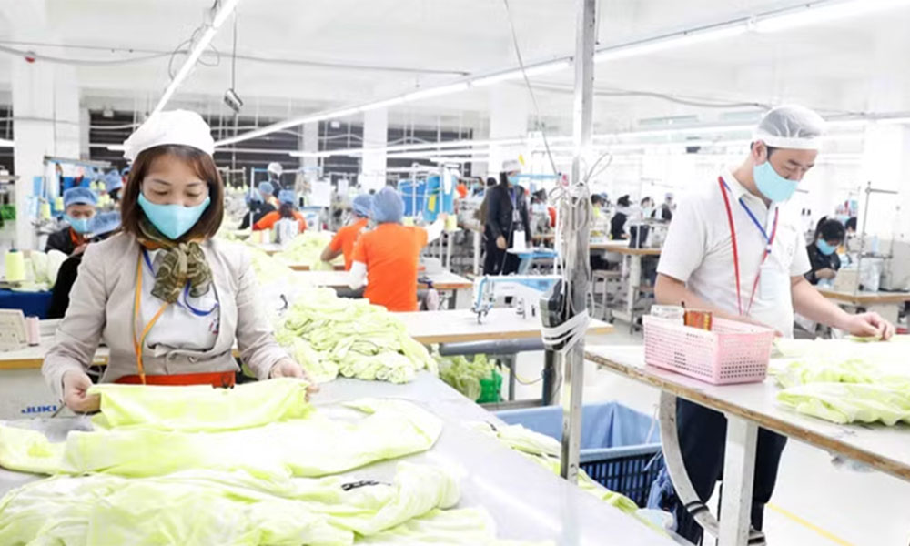 European business confidence in Vietnam climbs to near seven-year high