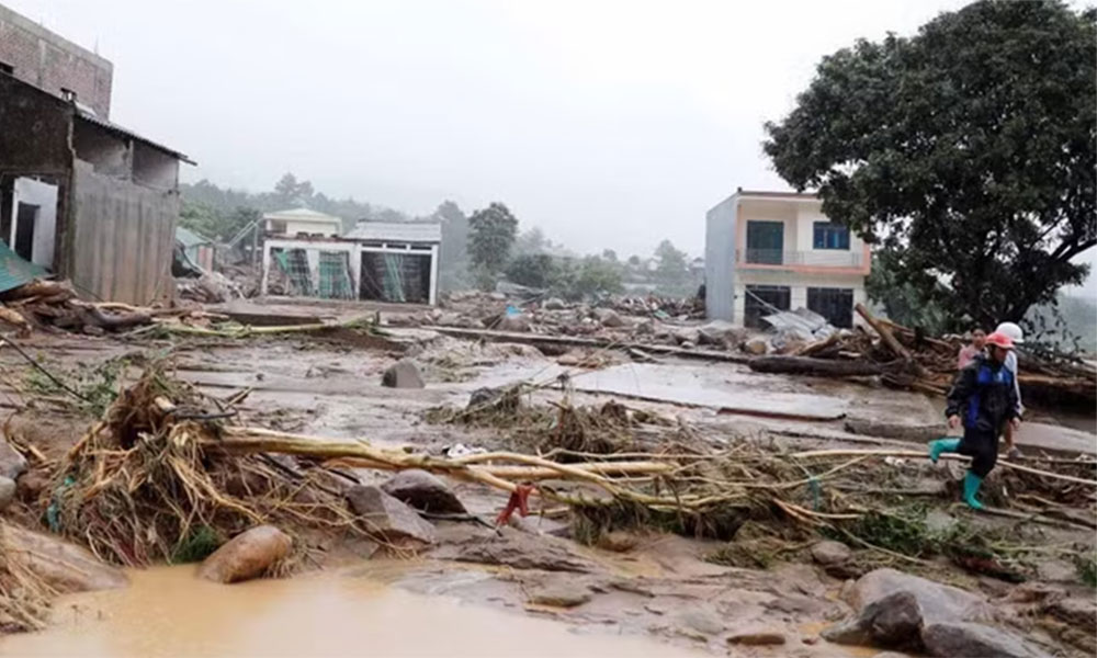 Hanoi, northern localities on alert as heavy rain returns