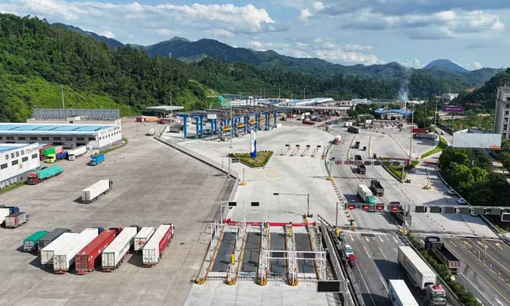China-Vietnam trade via Youyi Guan border gate jumps 28.3% in H1