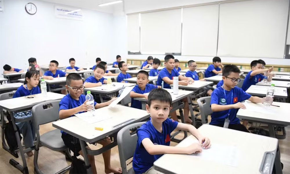Around 1,300 students compete in AIMO 2026 international finals in Hanoi