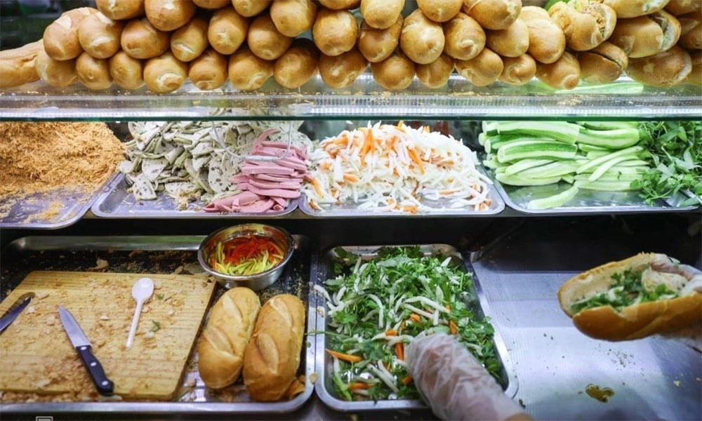 Ho Chi Minh City beats Bangkok, Singapore to claim world's best street food city