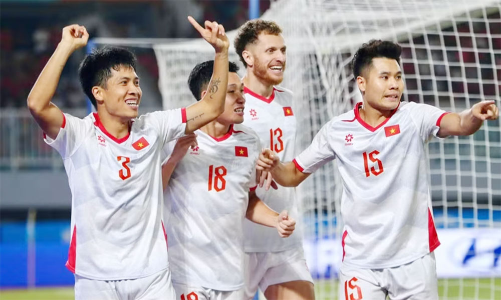 Vietnam rout Indonesia to put one foot in ASEAN Cup 2026 semi-finals