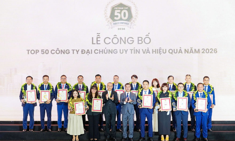Vietnam Report unveils prestigious, effective public companies for 2026
