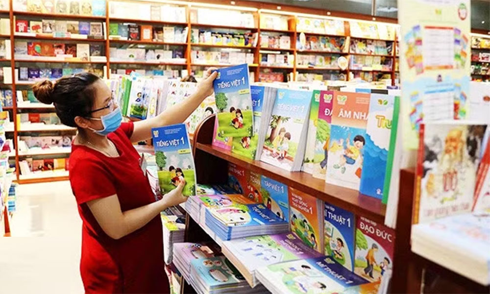 Hanoi to provide free textbooks from 2026–2027 school year