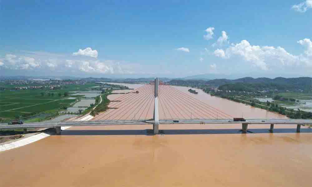 Bac Ninh prioritises river-crossing bridge projects