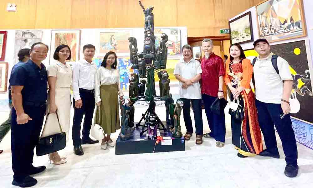 Bac Ninh wins two prizes at Red River Delta regional fine arts exhibition