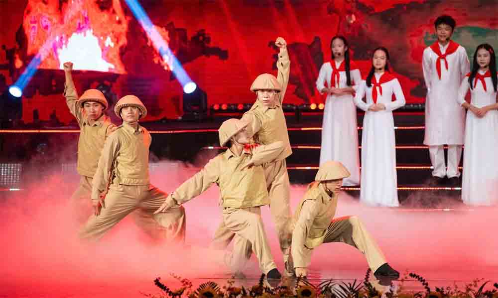 NA President attends political-artistic programme celebrating national milestones