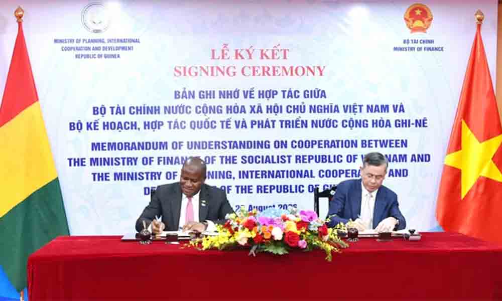 Vietnam, Guinea seek to boost investment cooperation