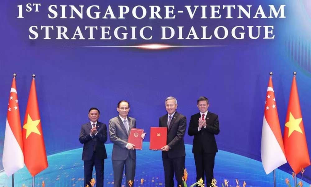 Vietnam, Singapore pursue resilient shared future