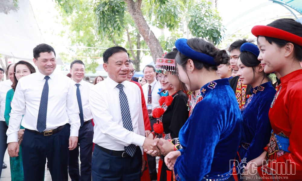 Students across Vietnam begin 2026–2027 academic year
