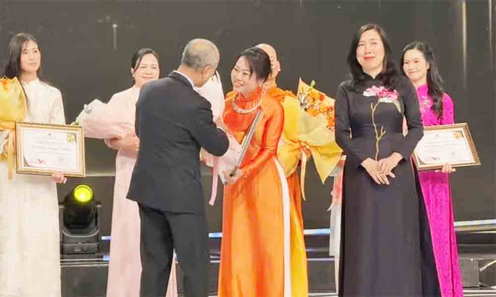 Vietnamese lecturer honoured as 2026 Vietnamese Language Ambassador abroad