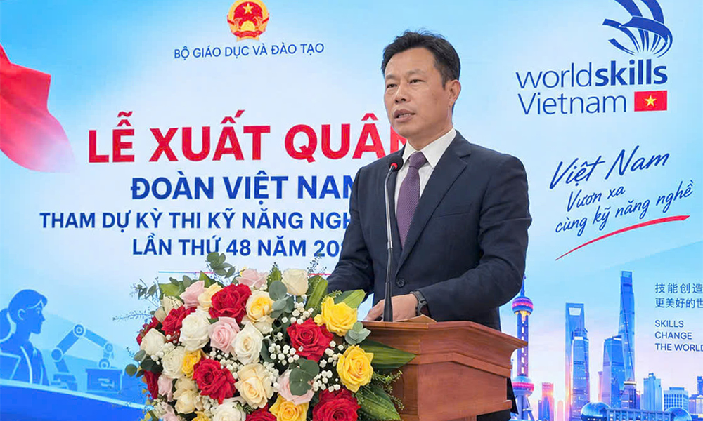 Vietnamese delegation departs for 48th Worldskills Competition in China