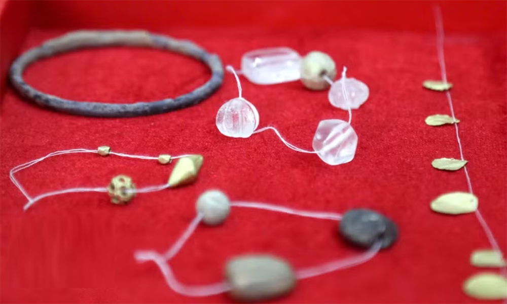 Archaeologists uncover artefacts in two 1,500-year-old tombs