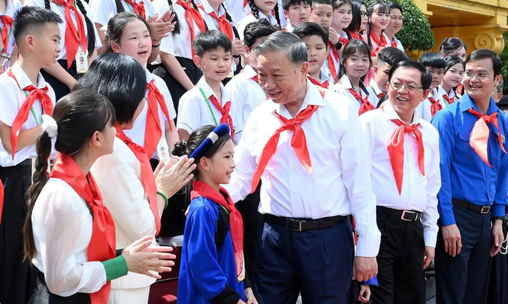 General Secretary and President To Lam sends mid-Autumn festival letter to children