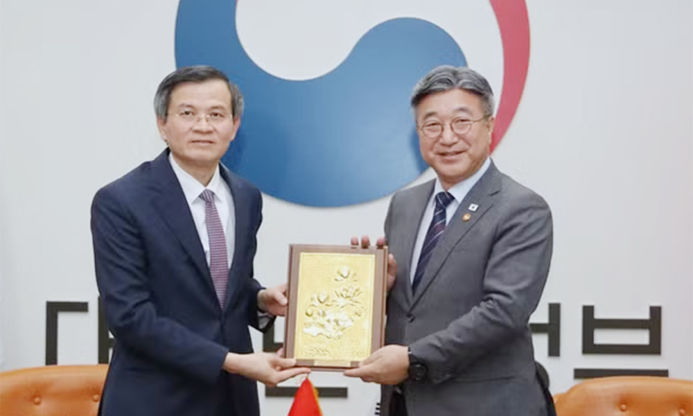 Vietnam, RoK step up cooperation in public-sector personnel training