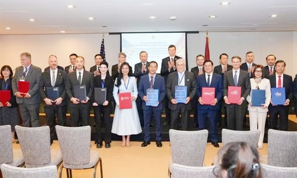 EQuest, Standard Chartered partner to mobilise 325 million USD for Vietnam education projects