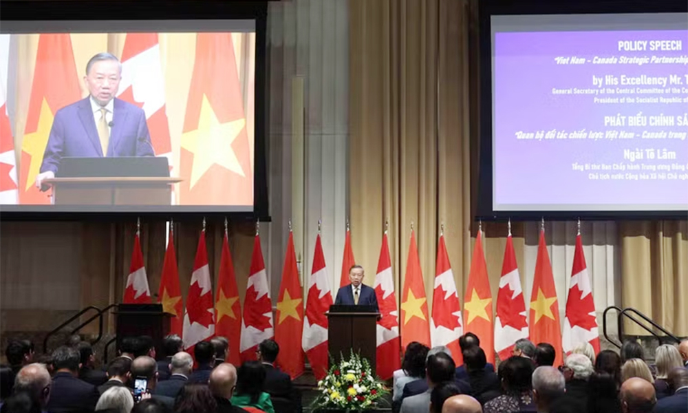 Vietnam ready to work with Canada to build substantive Strategic Partnership: Top leader