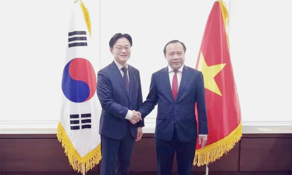 Vietnam seeks RoK help on nuclear power, AI