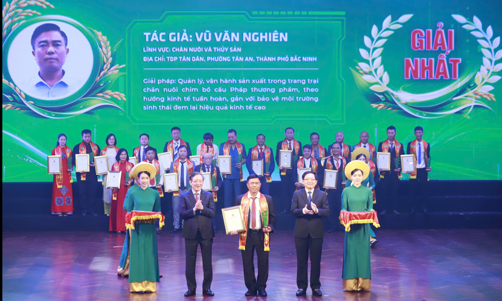 Bac Ninh farmer honoured as ‘Farmer’s Scientist’, three national innovation awards