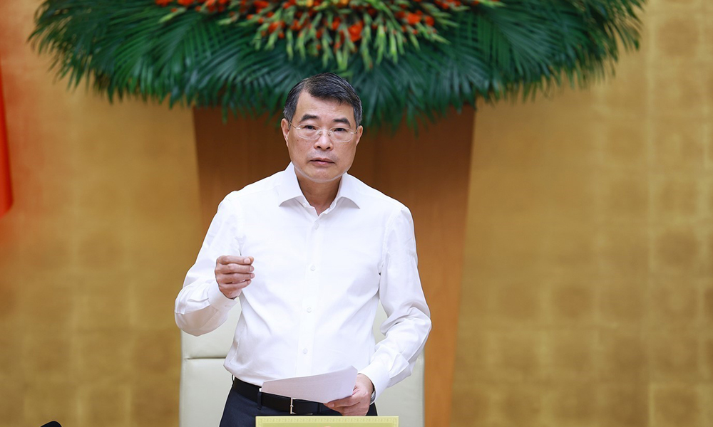 PM urges high determination, clear roadmaps to achieve 2026 targets