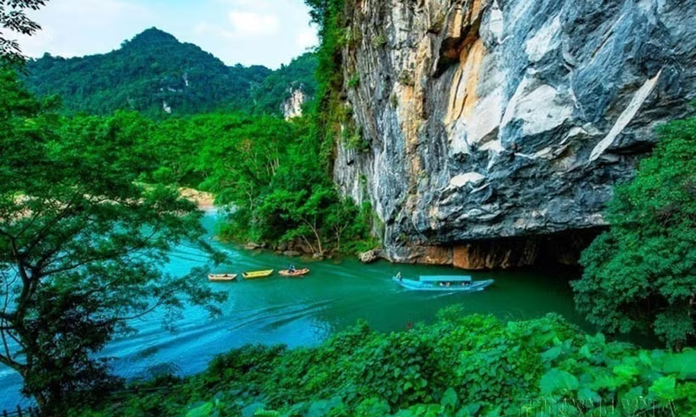 Vietnam steps up tourism promotion on global markets